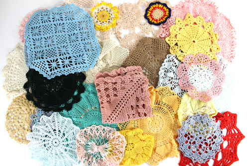 Lotto set centrini colorati - centrini,