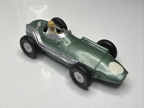 Trevor wright aston martin - aston,