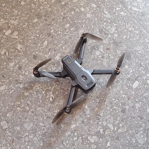 Drone con telecamera - drone, e