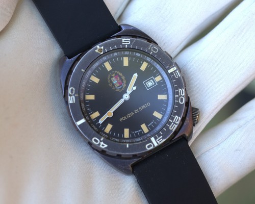 Orologio polizia stato - di,