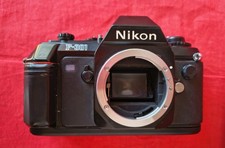NIKON F 301 SOLO PER RICAMBI F-301