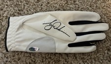 Guanto autografato Tiger Woods