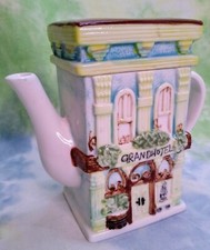Vintage Twinings Of London Grand Hotel teiera in ceramica con coperchio ~ 6 3/8", 20 oz. 