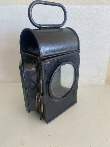 Small used railway carriage - small,