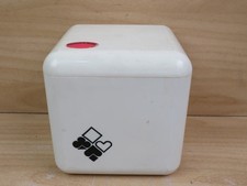 vecchia SCATOLA DA GIOCO CARTE DADI poker in plastica vintage da tavolo di