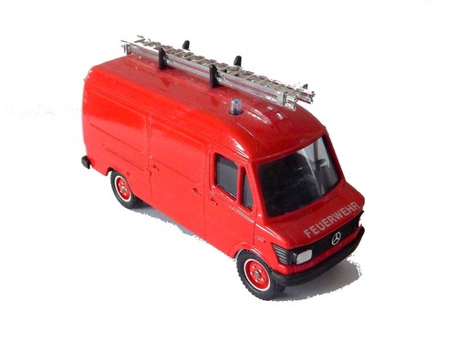 Mercedes 407d pompiers solido - 407d,