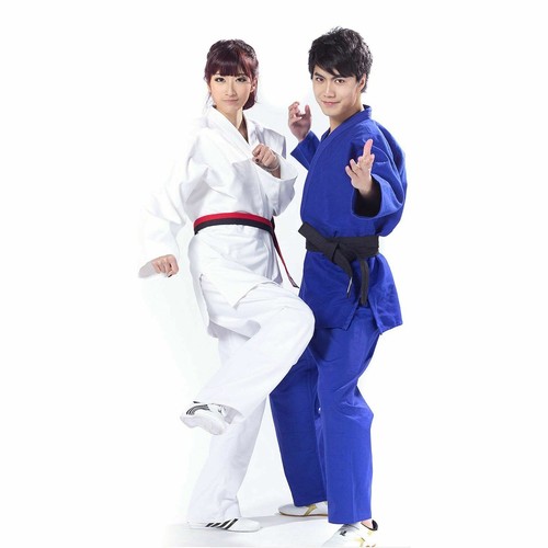 Nuova uniforme kimono bianco