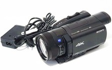 Sony FDR-AX700 registratore