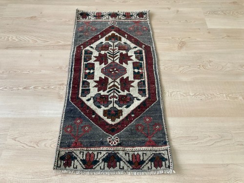 Red rug turkish - rug,, vintage