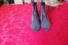   STIVALETTI DONNA CESARE PACIOTTI , ADATTI A TUTTE LE STAGIONI.N 37. ATTUALI.