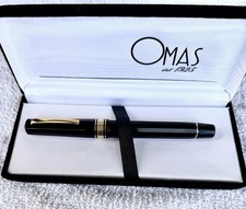 Penna a sfera OMAS nera con