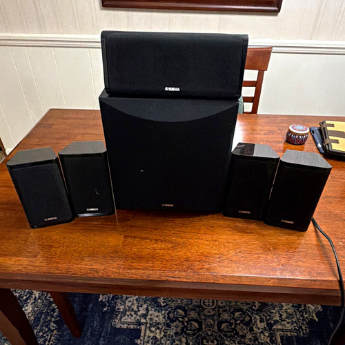 Yamaha home theater set - 5.1,