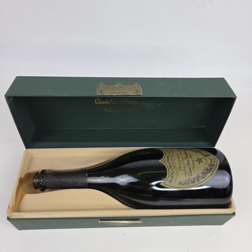 Bottiglia champagne vuota - di,