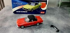 Fiat 124 spyder Sun Star Platinum collection 1:18