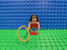LEGO Wonder Woman Minifigure