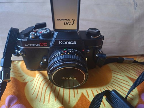 Fotocamera konica autoreflex - fotocamera,