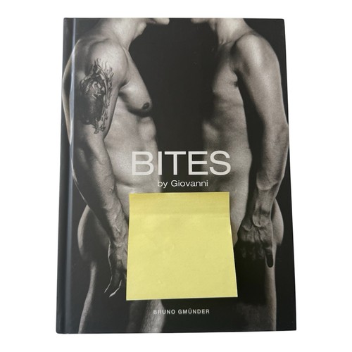 Bites giovanni gay male - by,