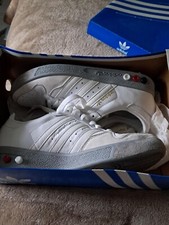 scarpe da ginnastica adidas