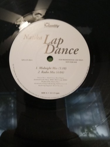 Natika lap dance - lap,