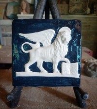 Bassorilievo leone di San