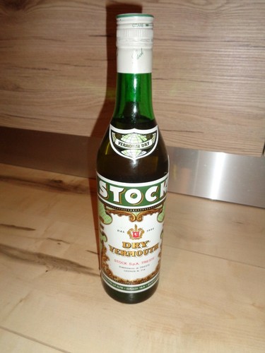 Stock dry vermouth - dry, 75