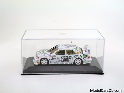 Mercedes 190 2 5 16v - 1:43, e