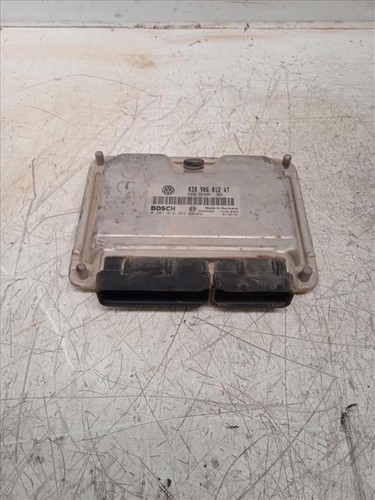 038906012at centralina motore - 038906012at,