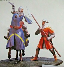 SOLDATINI DEL MEDIOEVO DIORAMA SCONTRO TRA UN CAVALIERE FRANCESE E FANTE INGLESE