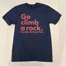 Camicia nuova senza etichette