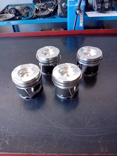 Pistoni std 0 40 per - 0,40,