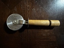 Tagliapizza vintage Bonny