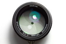 Nikon Nikkor AI-S 105mm f/2.5