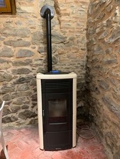 Stufa a pellet usata La Nordica mod Novella Plus 10,3 kw