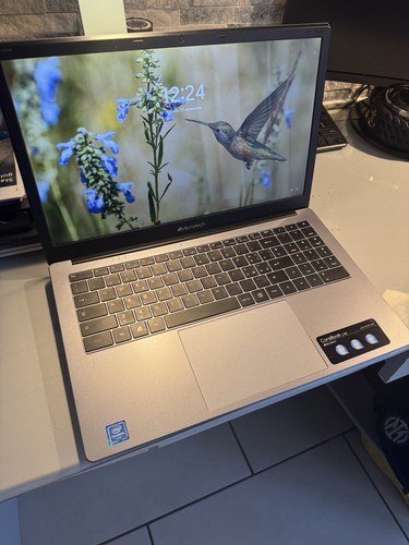 Portatile nuovo - pc,