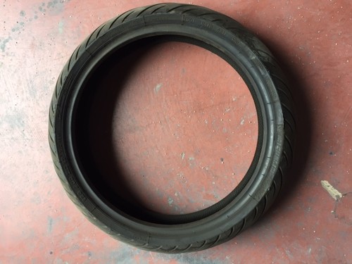 Pneumatico gomma moto - gomma,