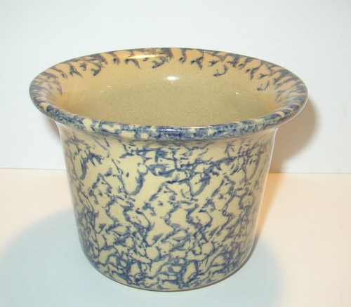 Rrp pottery roseville - co,