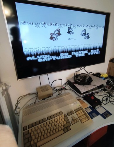 Commodore amiga 500 - commodore, plus