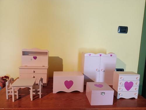 Vari pezzi arredamento in - pezzi,