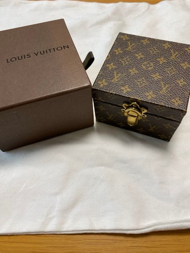Louis vuitton monogram - louis,