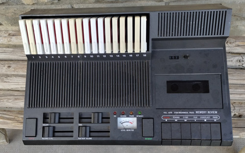 Lettore audiocassette - di,