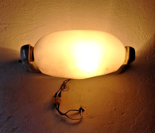 Antica lampada ceramica