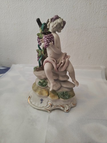 Putto dell uva - dell', porcellana