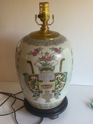 Antico vaso lampada cinese