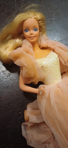 Mattel barbie bambola bionda - mattel,