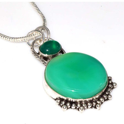 Collana lunga verde - , calcedonio