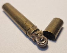 Vecchio accendino a benzina in ottone, primo '900