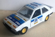 Burago cod 0120 Ford Escort