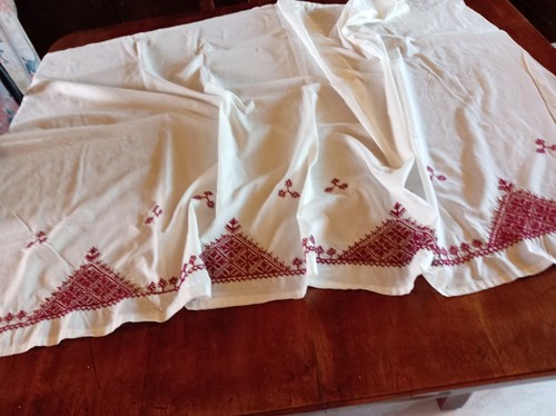Tenda ricamata mano - a, viscosa