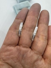 Orecchini a cerchio 0,25 ct