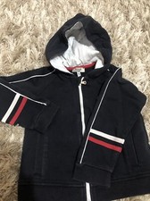 giubbotto con cappuccio